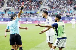 علیرضا مرد بدی است