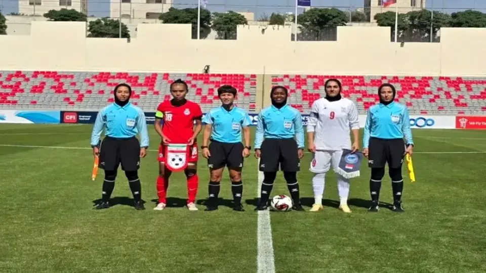 برتری مطلق دختران ایران مقابل سنگاپور در نیمه اول