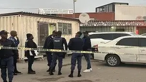 ۱۱ کشته و ۱۴ زخمی در تیراندازی در آفریقای جنوبی

