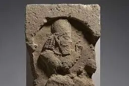 تحویل مجسمه سرباز ساسانی به ایران 