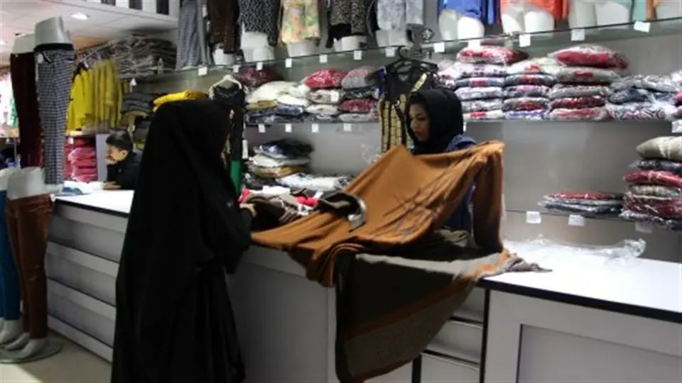 بسیج اصناف : لباس فرم برای زنان فروشنده طراحی شود