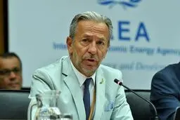 معاون گروسی ایران را ترک کرد
