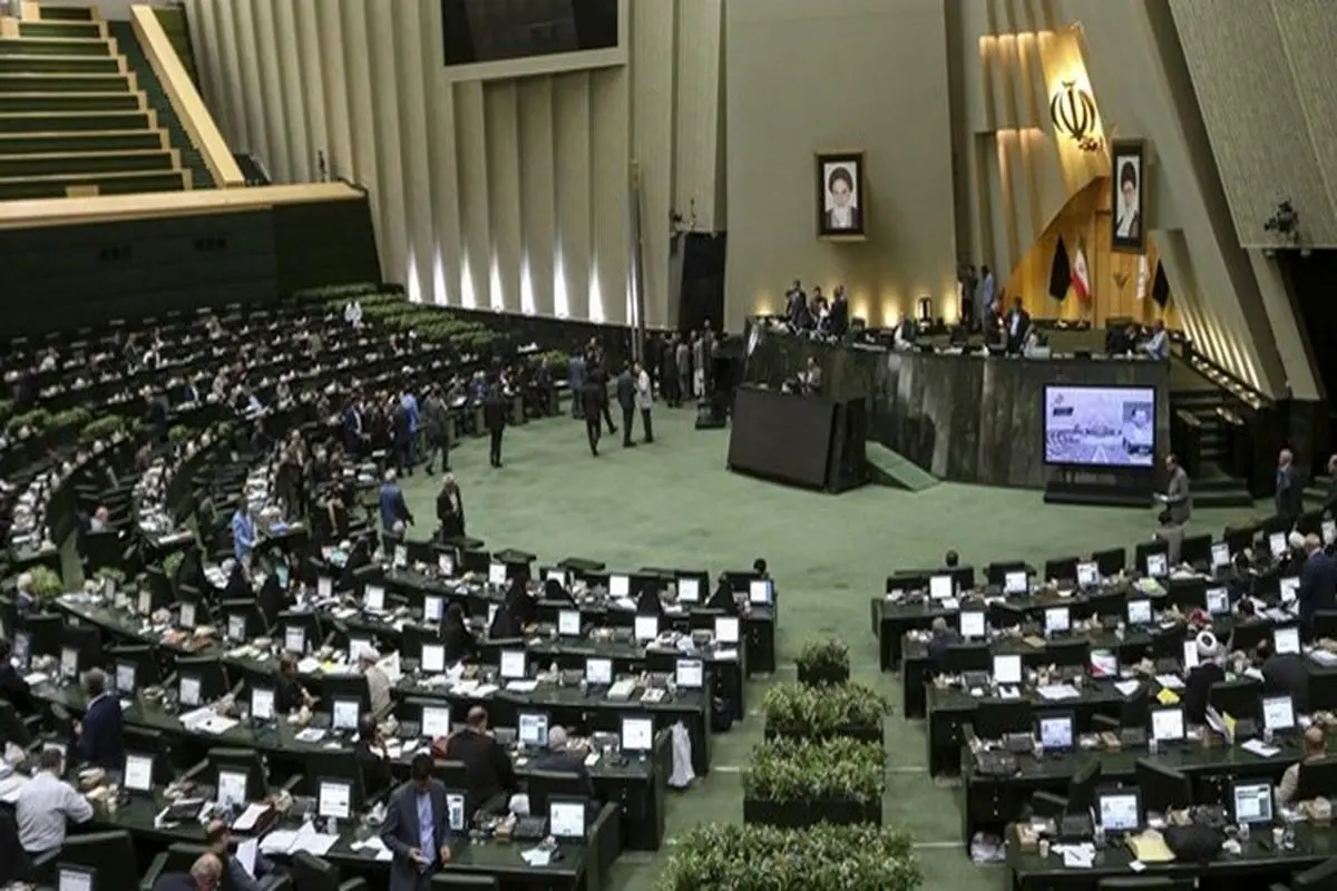 موضع عجیب وکلای ملت در مقابل موکلانشان


