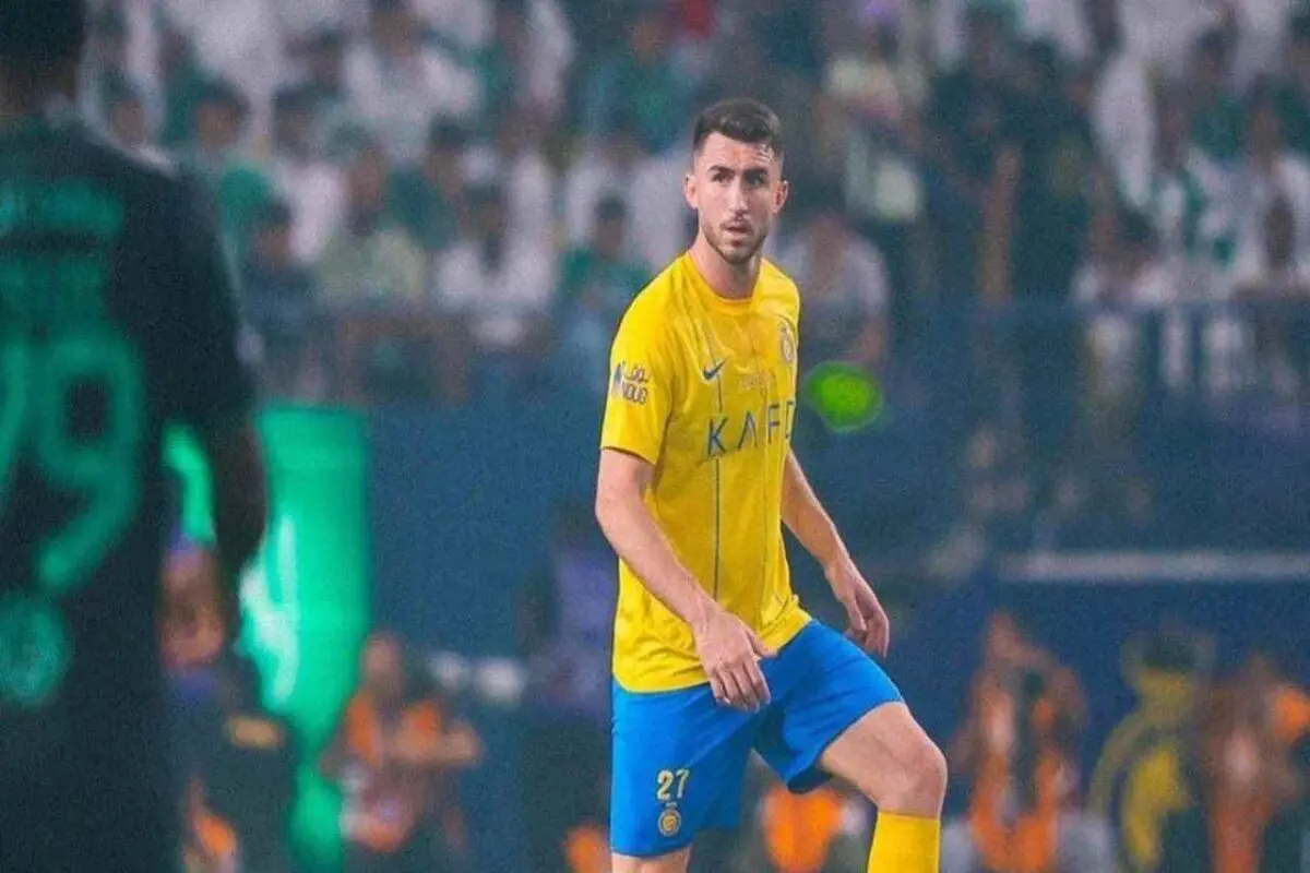  آیمریک لاپورت به دیدار استقلال و النصر می‌سد 
