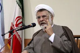 فقدان آزادی و عدالت این جوان را به خشم آورده است