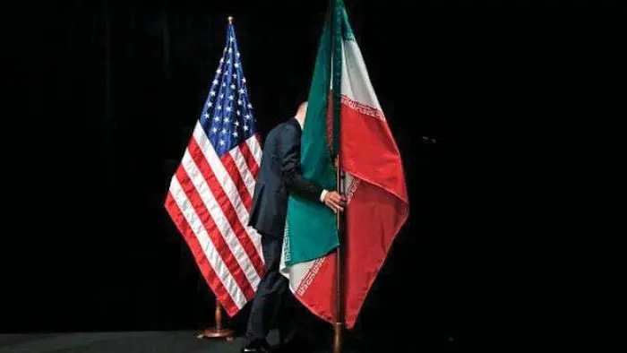 نیم‌قرن تقابل سیاسی‌
