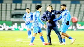 ساپینتو روی لبه تیغ سپاهان