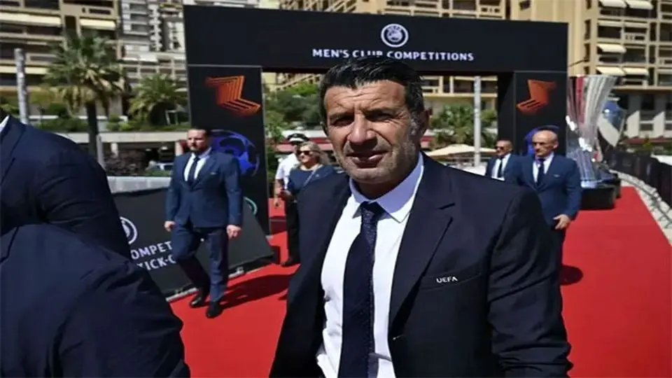 حرکت جنجالی فیگو در لیسبون؛ تنش با هواداران بارسلونا در حاشیه فینال لیگ قهرمانان زنان اروپا