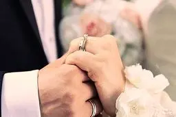ازدواج مثلا  آسان!
