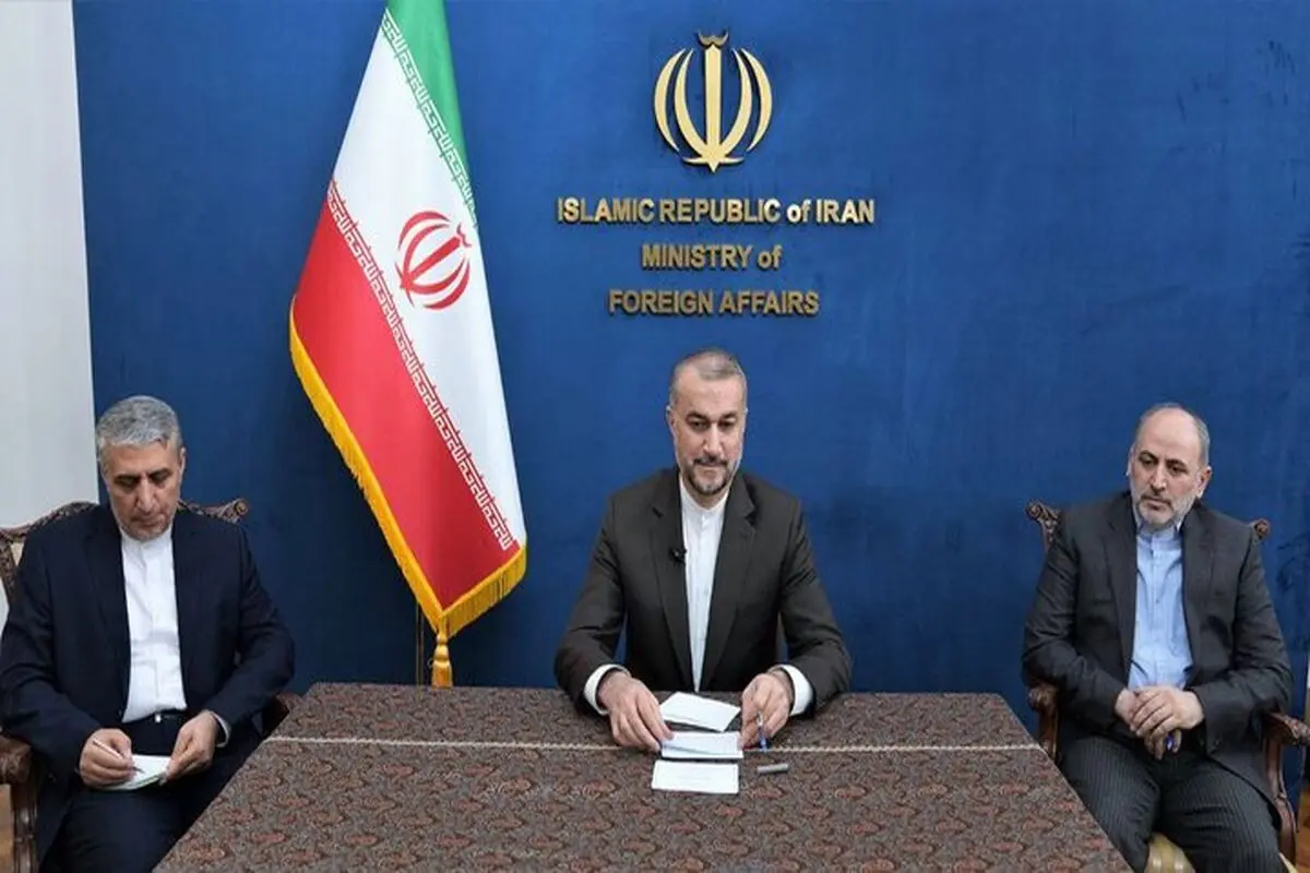 وزیر الخارجیة الایرانی یتلقى اتصالا هاتفیا من نظیره الاسبانی