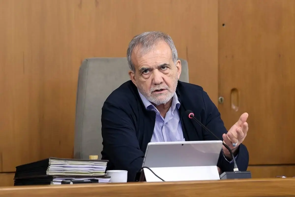 دستورات فوری پزشکیان برای ارتقاء وضعیت بازار بورس

