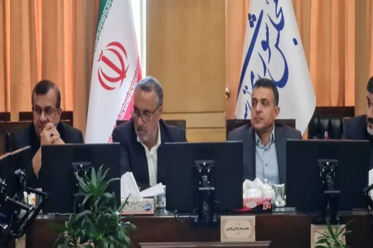 اعضای کمیسیون عمران، مشکلات کامیون‌داران را بررسی کردند 