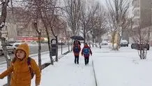 مدارس، ادارات و بانک‌های فیروزکوه فردا یکشنبه ۵ بهمن ۱۴۰۴ با تاخیر آغاز می شوند