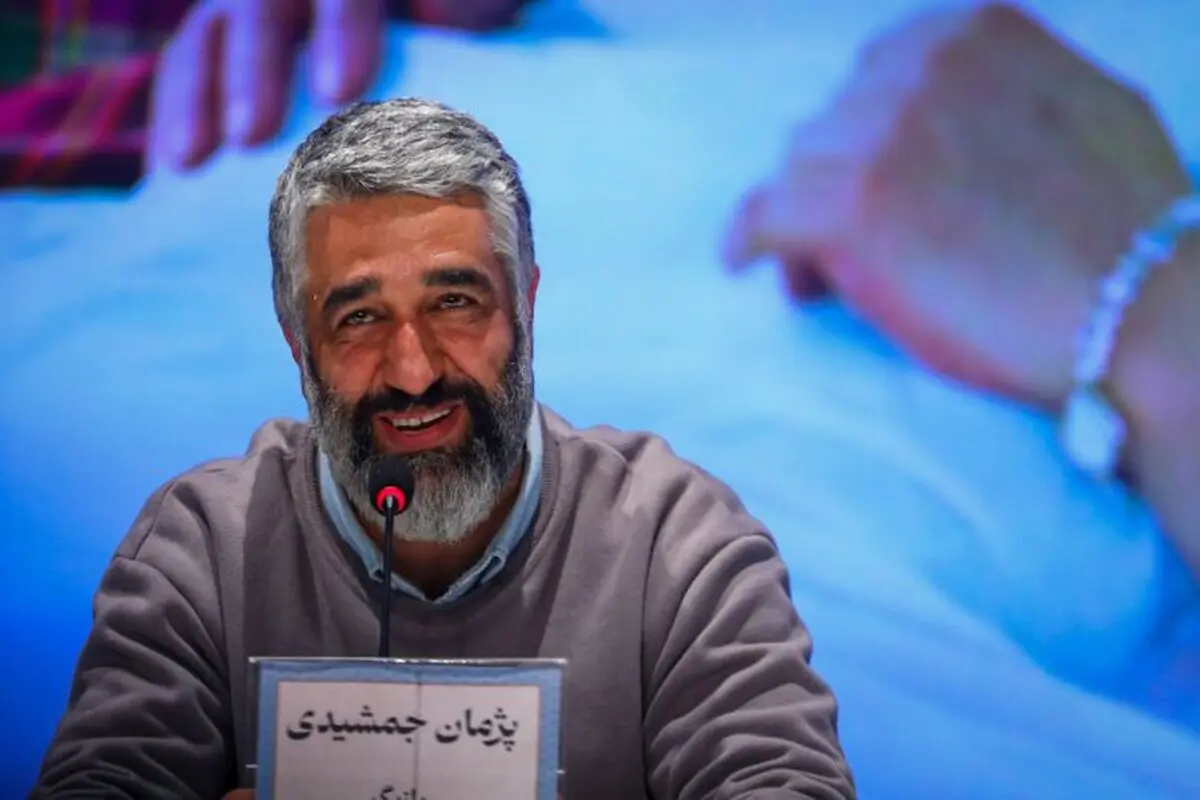 عکس سلفی سه نفره پژمان جمشیدی با خواهر و برادرش در کانادا