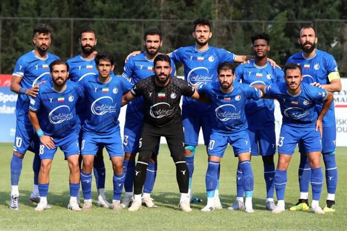 رونمایی از پیراهن جدید تیم استقلال+ عکس