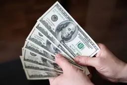 دلار چند است امروز؟
