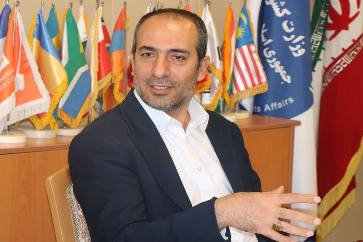 مهاجران افغانستانی در صورت رعایت نکردن حجاب، ممکن است از کشور اخراج شوند

