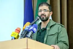 زیرساخت‌های فضای مجازی در اختیار دشمنان است، از طرفی مردم رغبت چندانی به تماشای تلویزیون ندارند