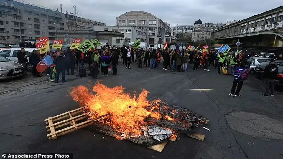 از سر گیری اعتراضات خیابانی در فرانسه