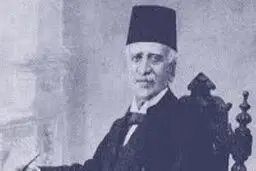 پولیتونومیِ ملکم خان
