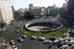 لشکر مدافعان قدس و غزه در میدان ولی‌عصر تهران/ عکس

