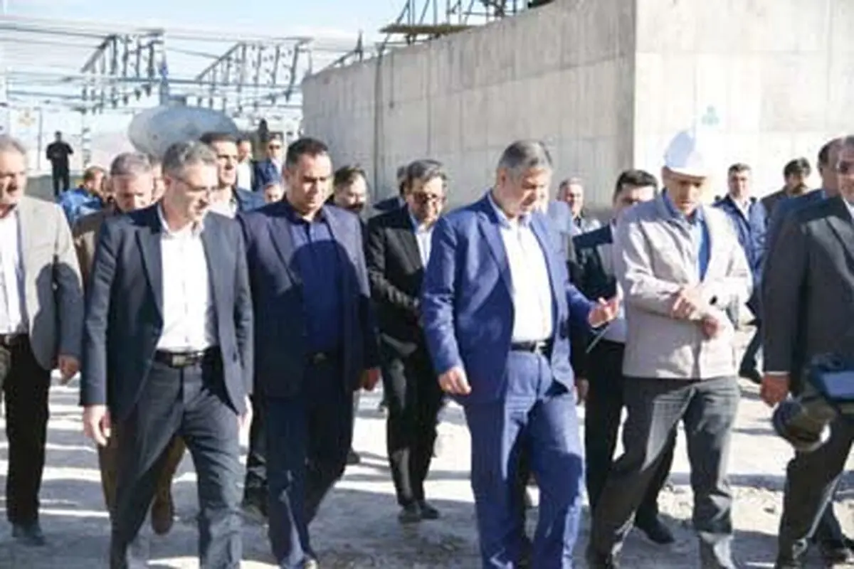 بازدید استاندار مرکزی از پروژه کارخانه کربن صنعت امیر‌کبیر

