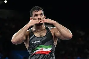 خیز کشتی ایران برای طلا و برنز / حسن یزدانی و عظیمی فینالیست شدند