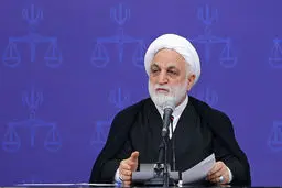 القضاء الایرانی یفرج عن 975 سجینة فی البلاد