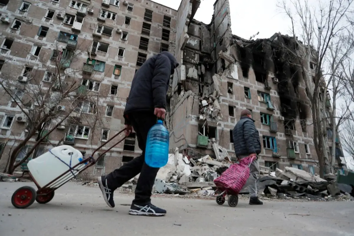 Zelenskyy: Tens of thousands killed in besieged Mariupol