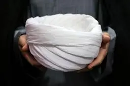 این روحانیون خلع لباس شدند + اسامی