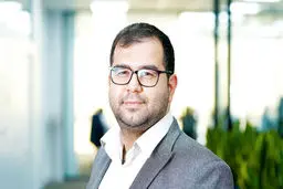 راه‌حل فقط گفتگو است