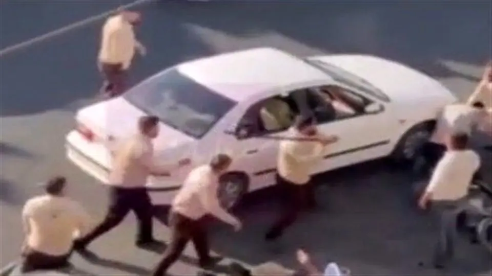 چرا ماموران شهرداری قزوین با چوب به دستفروشان حمله کردند؟ 