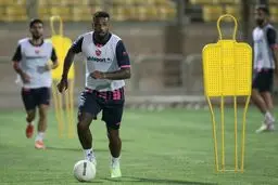 لوکادیا در تمرین پرسپولیس حاضر شد