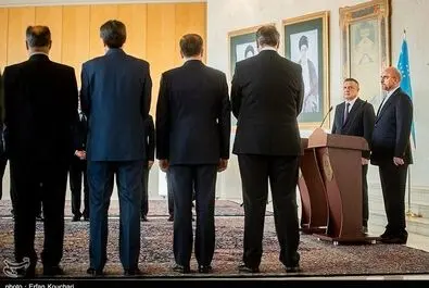 دیدار رئیس مجلس قانونگذاری ازبکستان با قالیباف
