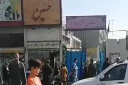 دو مدرسه هاجر و سیزده آبان هم به لیست مسمومیت‌ها اضافه شدند / مسئولان مدرسه فقط به دنبال خالی کردن مدرسه و آرام کردن اوضاع بودند/ بوی تخم‌مرغ گندیده فضا را پر کرده بود/ بچه‌ها کف بالا می‌آوردند 