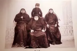 ۳ هزار قطعه عکس تاریخی کاخ گلستان طبقه‌بندی شد
