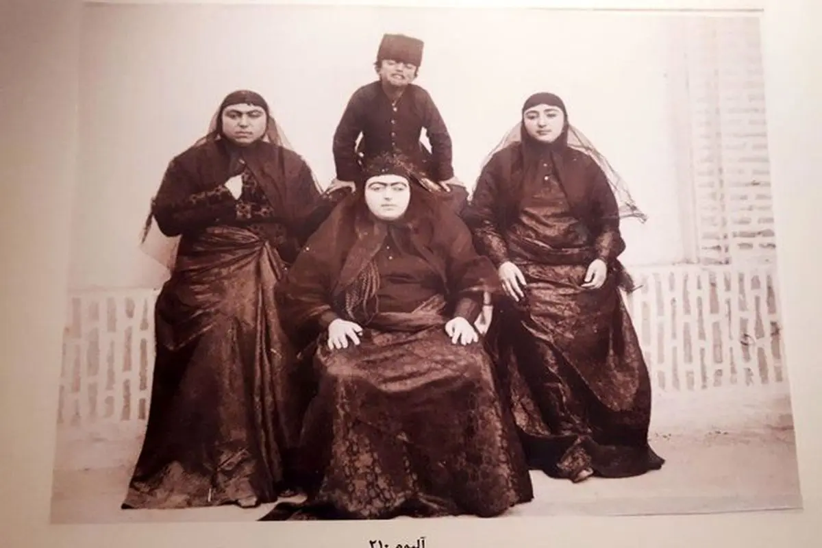 ۳ هزار قطعه عکس تاریخی کاخ گلستان طبقه‌بندی شد
