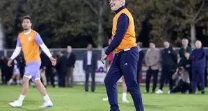 گل بزن آقای رئیس‌جمهور