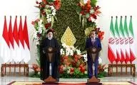 Signing documents showing Iran-Indonesia will to boost ties