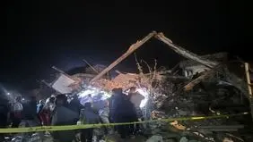 حمله هوایی دوباره آمریکا و اسرائیل به مناطق مسکونی خرم‌آباد/ ۹ نفر شهید شدند