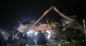 حمله هوایی دوباره آمریکا و اسرائیل به مناطق مسکونی خرم‌آباد/ ۹ نفر شهید شدند