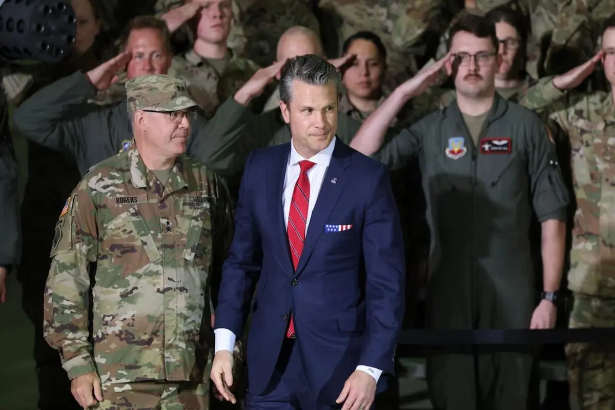 فراخوان بی‌سابقه «هگست»
