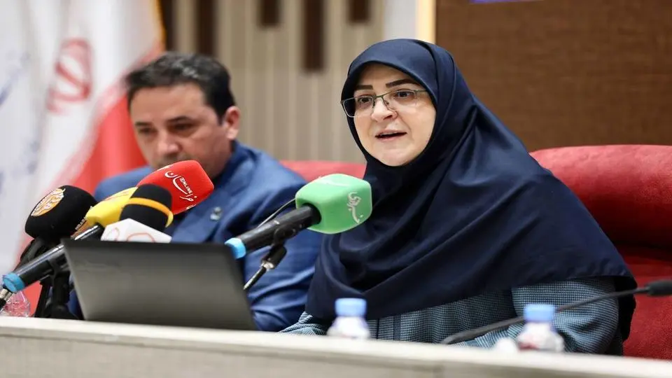 مهاجرانی: باید مرجعیت خبر را به داخل کشور برگردانیم، امروز باید برای ایران سینه سپر کنیم