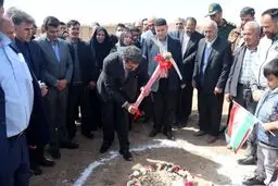 کلنگ‌زنی مدرسه ۶ کلاسه در کهارد با همراهی خیّر زادگاه‌دوست