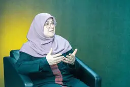 ‌از  زندگی شخصی ‌
تا چالش‌های سخنگویی، فیلترینگ و ...‌