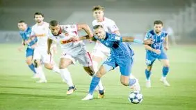 نیمه خوشبختی استقلال