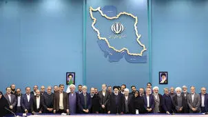 گفت‌وگو در سایه اختلاف