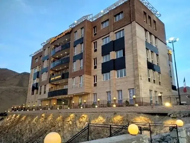 آسیب جدی به بزرگترین کارخانه نوآوری و فنآوری در پی حملات دشمن