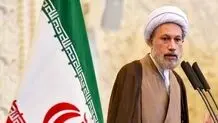 امام جمعه شیراز: در زمان غیبت، حجت بر ما امام خامنه‌ای است