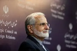 عکس قدیمی از کمال خرازی و رهبر انقلاب